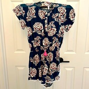 Matilda Jane navy blue/maroon flower patterned romper girls, size 14. Worn 1x!